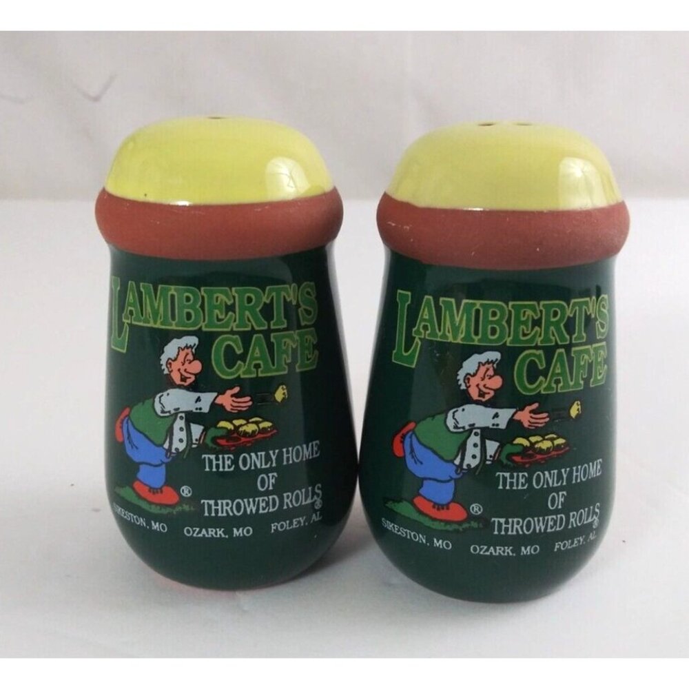 Vintage Lipco Lamberts Cafe The Only Home Of Throwed Rolls Salt & Pepper Shakers